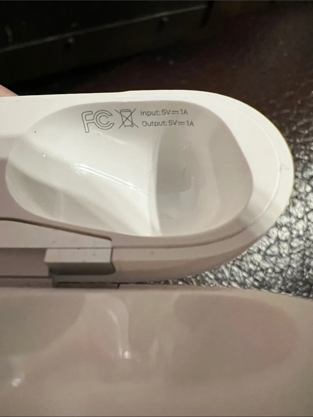 Apple Wireless Earbuds Charging Case